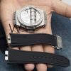 ساعه Hublot بلون رمادى وسير اسود من المطاط | واتشز برايم