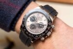 ساعه من rolex بلون رمادى وسير اسود من المطاط | واتشز برايم