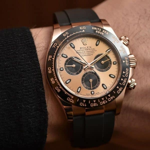 ROLEX OYSTER PERPETUAL SUPERLATIVE CHRONOMETER OFFICIALLY CERTIFIED COSMOGRAPH DAYTONE WATCH ROSE GOLD WITH RUBBER BLACK BELT