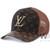 قبعة لويس فيتون LV بني رجالي | واتشز برايم قبعة لويس فيتون LV بني رجالي | واتشز برايم