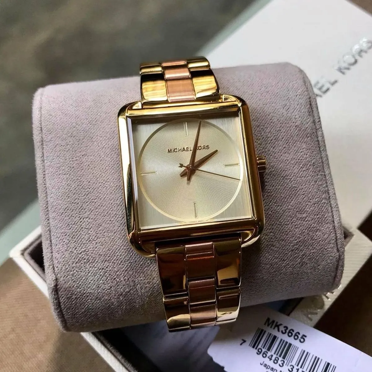 Michael kors gold square watch hotsell