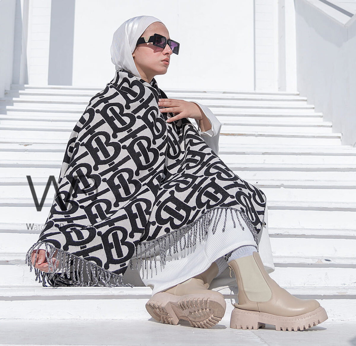 Burberry Black Cashmere Wool Scarf Ladies | Watches Prime