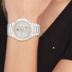 ساعة تومي هيلفيغر نسائية كاري 1782574 | واتشز برايم