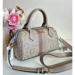 حقيبة يد نسائية بيج من Guess جيس HG997808 | واتشز برايم