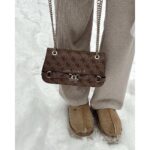 حقيبة كتف نسائية بيج من جيس Guess | واتشز برايم