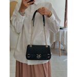 حقيبة سوداء من جيس Guess للنساء Hwpg9336210 | واتشز برايم