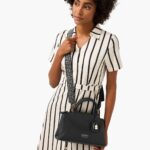 حقيبة يد نسائية سوداء من جيس Guess SA917706 | واتشز برايم