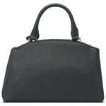 حقيبة يد نسائية سوداء من جيس Guess SA917706 | واتشز برايم