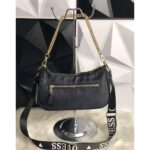 حقيبة كتف نسائية سوداء من جيس Guess | واتشز برايم