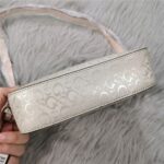 حقيبة بيضاء جيس Guess للنساء H2000029517624 | واتشز برايم