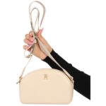 حقيبة كروس بودي نسائية تومي هيلفيغر Aw0Aw16679 | واتشز برايم