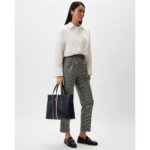 حقيبة كتف نسائية سوداء تومي هيلفيغر Aw0Aw16409 | واتشز برايم