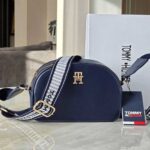 حقيبة كروس بودي تومي هيلفيغر للنساء Aw0Aw16682 | واتشز برايم