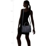 حقيبة يد نسائية زرقاء تومي هيلفيغر Aw0Aw16873 | واتشز برايم