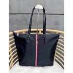 حقيبة يد نسائية من تومي هيلفيغر Aw0Aw113680Gy | واتشز برايم