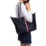 حقيبة يد نسائية من تومي هيلفيغر Aw0Aw113680Gy | واتشز برايم