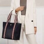 حقيبة يد نسائية من تومي هيلفيغر AW0AW14218 | واتشز برايم