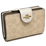 محفظة كوتش COACH سيجنتشر حريمي CW786 | واتشز برايم
