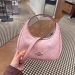 COACH Powder Pink Women Crossbody bag CAM83 | Watches Prime COACH Powder Pink Women Crossbody bag CAM83 | Watches Prime